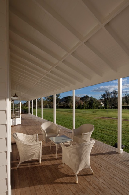 Farmhouse Porch by Michael Bell Architects Pty Ltd