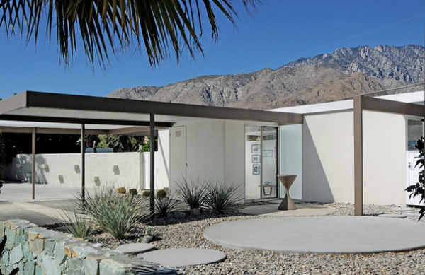 Fans of Midcentury Modernism Head to Palm Springs