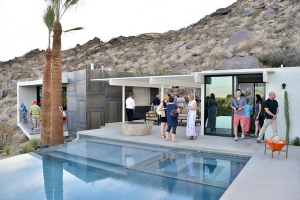 Fans of Midcentury Modernism Head to Palm Springs