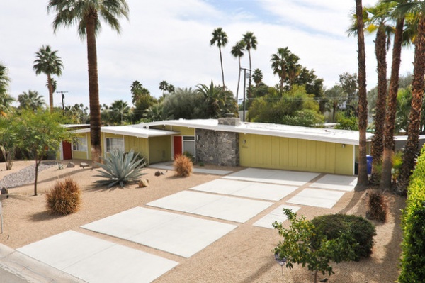 Fans of Midcentury Modernism Head to Palm Springs