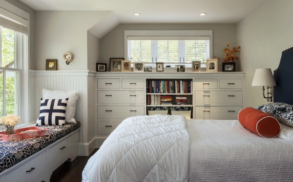 Beach Style Bedroom by Whitten Architects