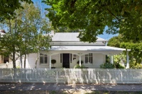 Houzz Tour: Historic Home Combines Elegance and Comfort