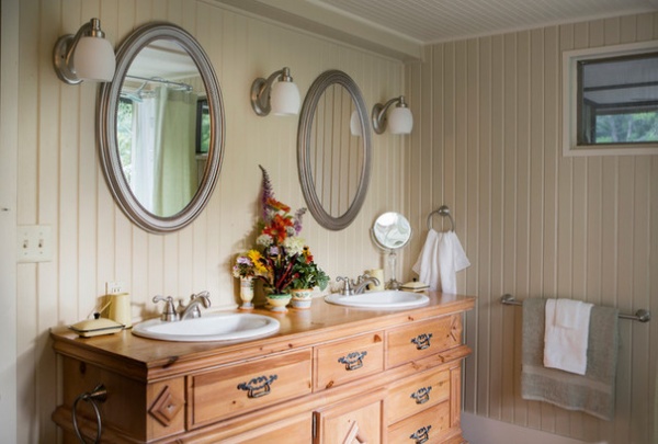 Farmhouse Bathroom by Connie Cunningham Designs & B&B