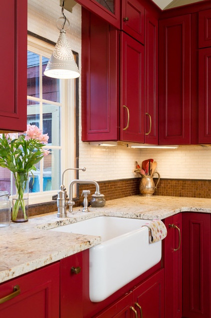 Farmhouse Kitchen by New England Design Elements