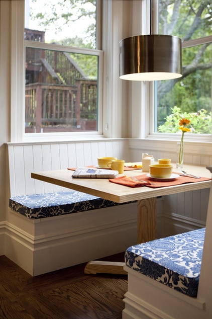 Traditional Dining Room by Gast Architects