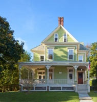 Houzz Tour: Redo Shines Light on 19th-Century Newport Beauty