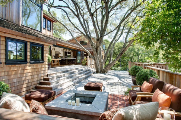 Transitional Deck by Urrutia Design