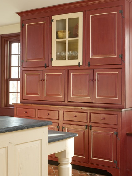 Farmhouse Kitchen by Timeless Kitchen Cabinetry