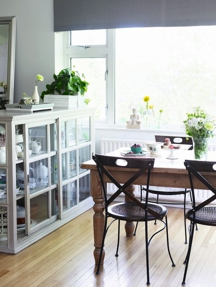 Eclectic Dining Room by Joanna Thornhill Interiors