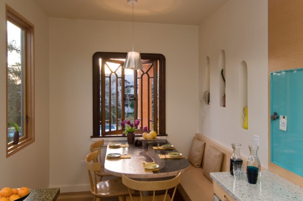 Houzz Tour: Building Up to a View in Berkeley