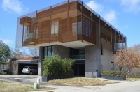 My Houzz: A Modern Approach to Efficient Living in Dallas