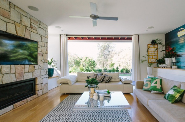 Beach Style Living Room by Davis Architects