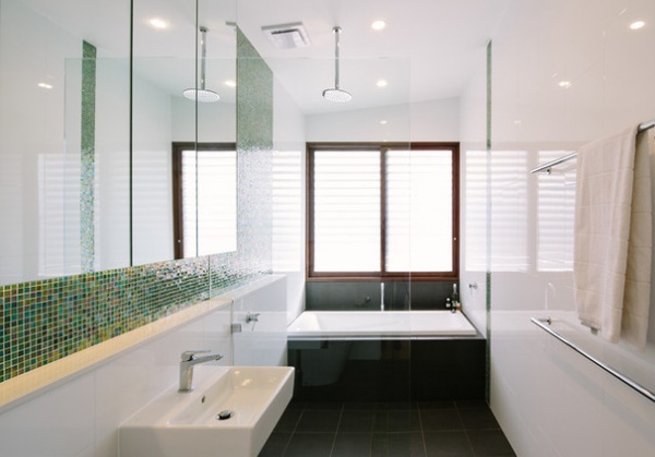 Beach Style Bathroom by Davis Architects