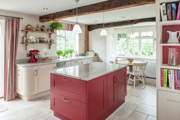 Farmhouse Kitchen by J M Interiors