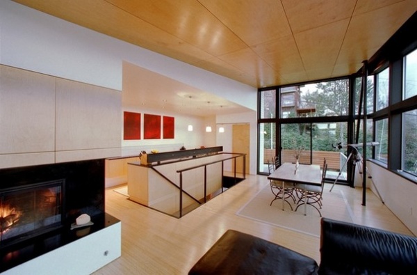 Modern Living Room by Eggleston Farkas Architects