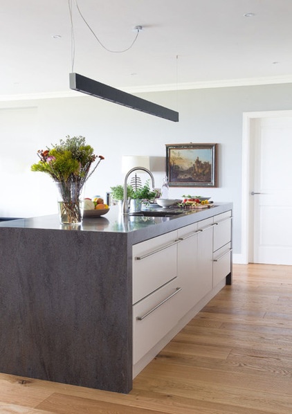 Contemporary Kitchen by Camilla Pringle Interiors