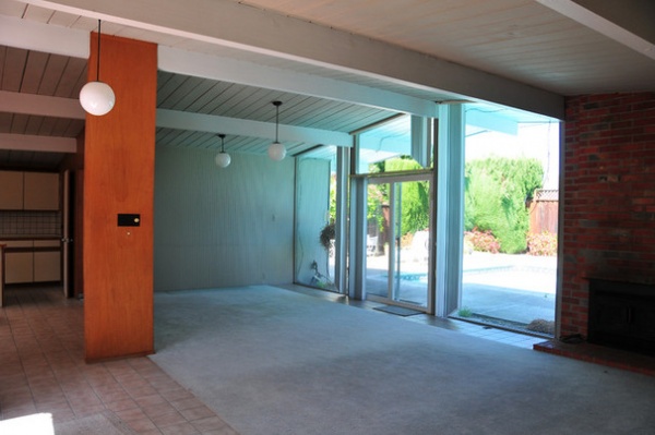 Midcentury My Houzz: A Young Couple Renovate a tired 1950's Eichler Home