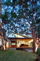 Houzz Tour: A Heartfelt Home Amid the Trees