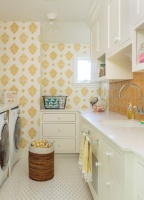 Design Dose: 3 Laundry Rooms We Soaked Up This Week