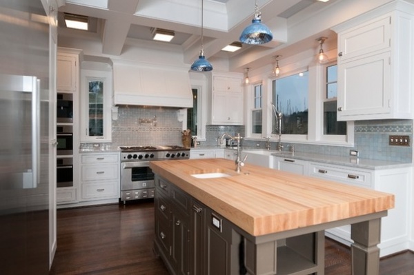 Traditional Kitchen by Jenny Baines, Jennifer Baines Interiors