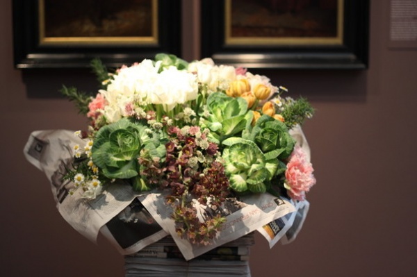 Bouquets to Art: Designers Paint With Flowers