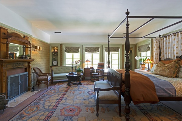 Traditional Bedroom by Carolyn Reyes