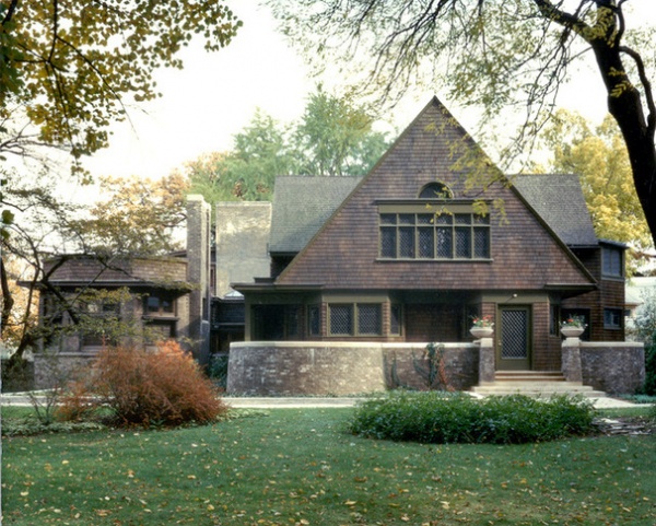 See Frank Lloyd Wright Treasures and More at This Spring House Walk