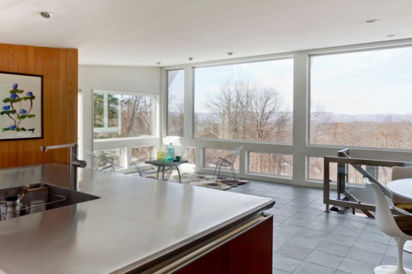 My Houzz: Midcentury Charmer Wrapped in Windows