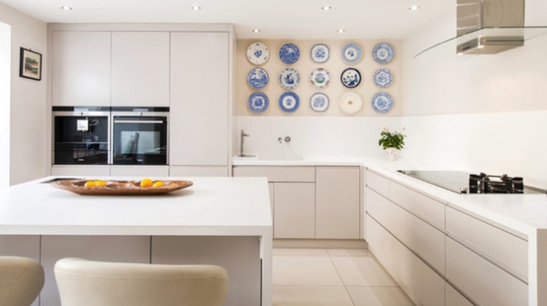 Contemporary Kitchen by Woide Angle Photography