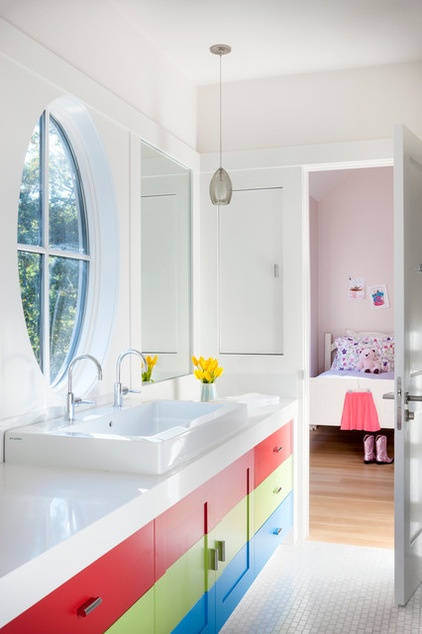 15 Bright Ideas for Kids’ Bathrooms