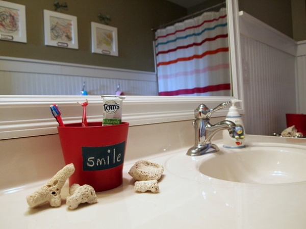 Traditional Bathroom by Shoshana Gosselin