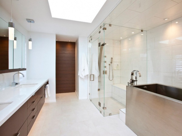 Modern Bathroom by Ryan Duebber Architect, LLC