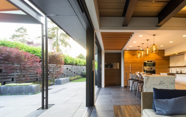 Patio Details: Covered Dining Area Extends a Family’s Living Space