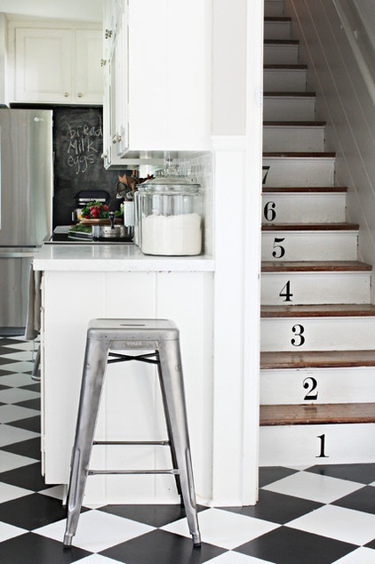 Traditional Kitchen by Holly Mathis Interiors