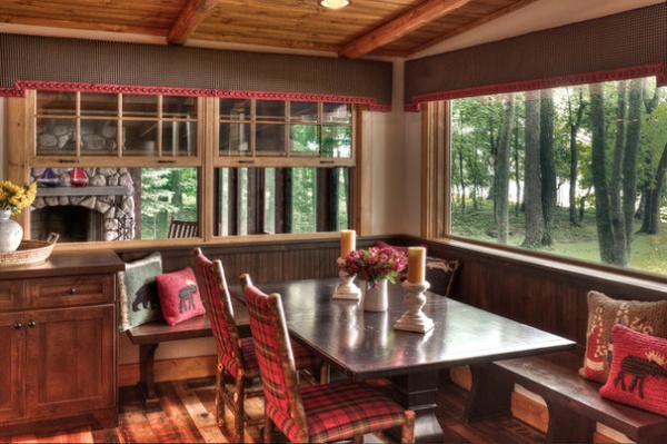 Houzz Tour: Renovation Preserves Memories in a Rustic Lake Cabin