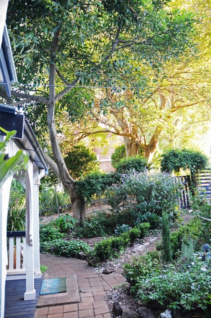 My Houzz: An ‘Olde’ Blacksmith’s Cottage Lives On in Style