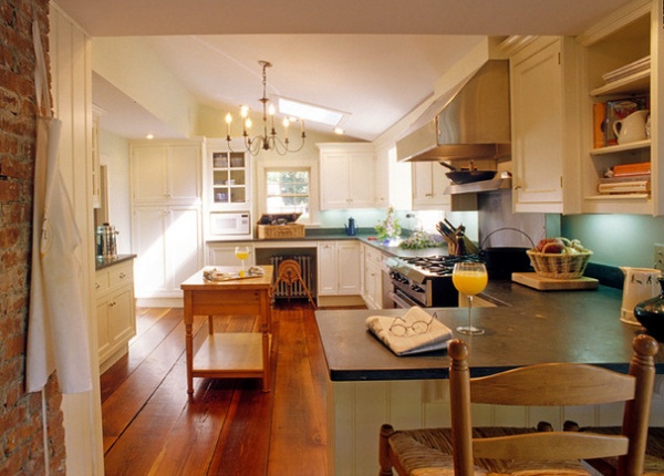 Traditional Kitchen by Crisp Architects