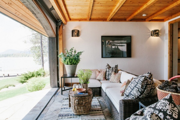 Rustic Sunroom by Jodi Fleming / Fleming Distinctive Homes