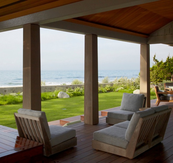 Houzz Tour: From Strictly Traditional to ‘Surf’s Up’