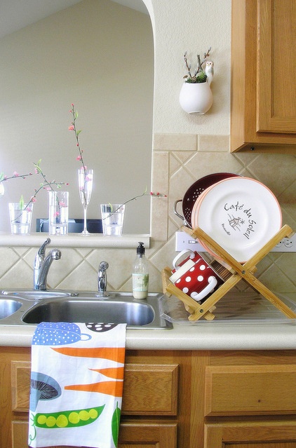 Traditional Kitchen by Agnes Blum