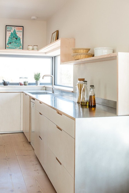 Scandinavian Kitchen by Sustainable Kitchens