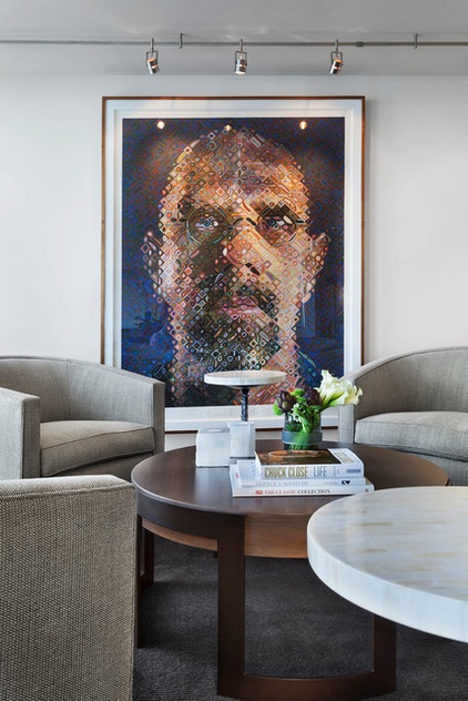 Here’s Looking at You: Supersize Portraiture at Home