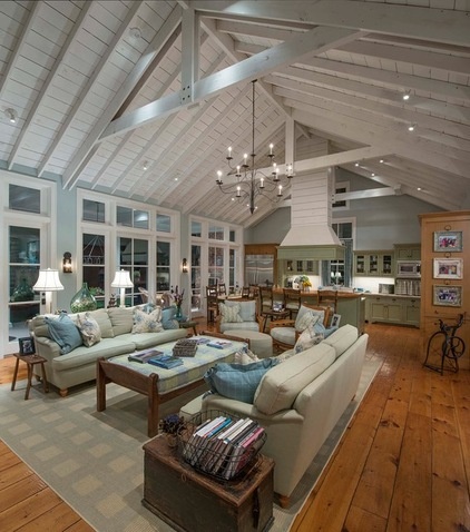 Houzz Tour: Relaxed Farmhouse Life for a Texas Family