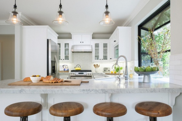 Kitchen of the Week: A Burst Pipe Spurs a Makeover