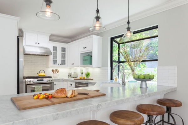 Kitchen of the Week: A Burst Pipe Spurs a Makeover