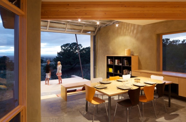 Contemporary Dining Room by Gettliffe Architecture