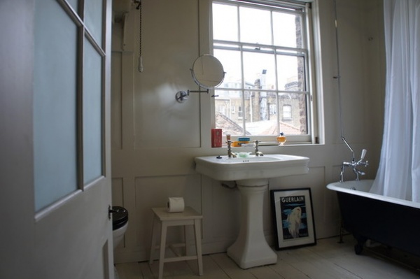 Traditional Bathroom by Chris Dyson Architects