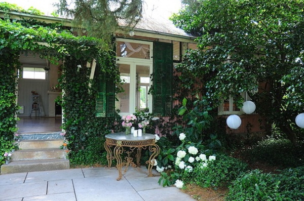 Houzz Call: Show Us Your Backyard Wedding!