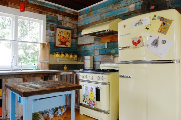 Shabby chic Kitchen by Corynne Pless