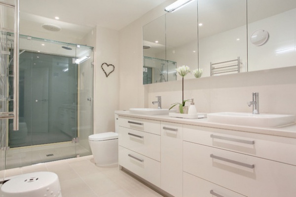 Contemporary Bathroom by Wayne Stewart Builder